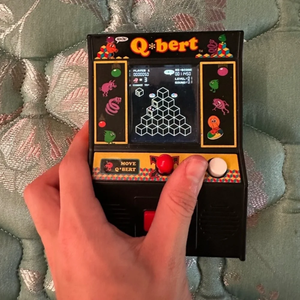 Mini Q*bert Game